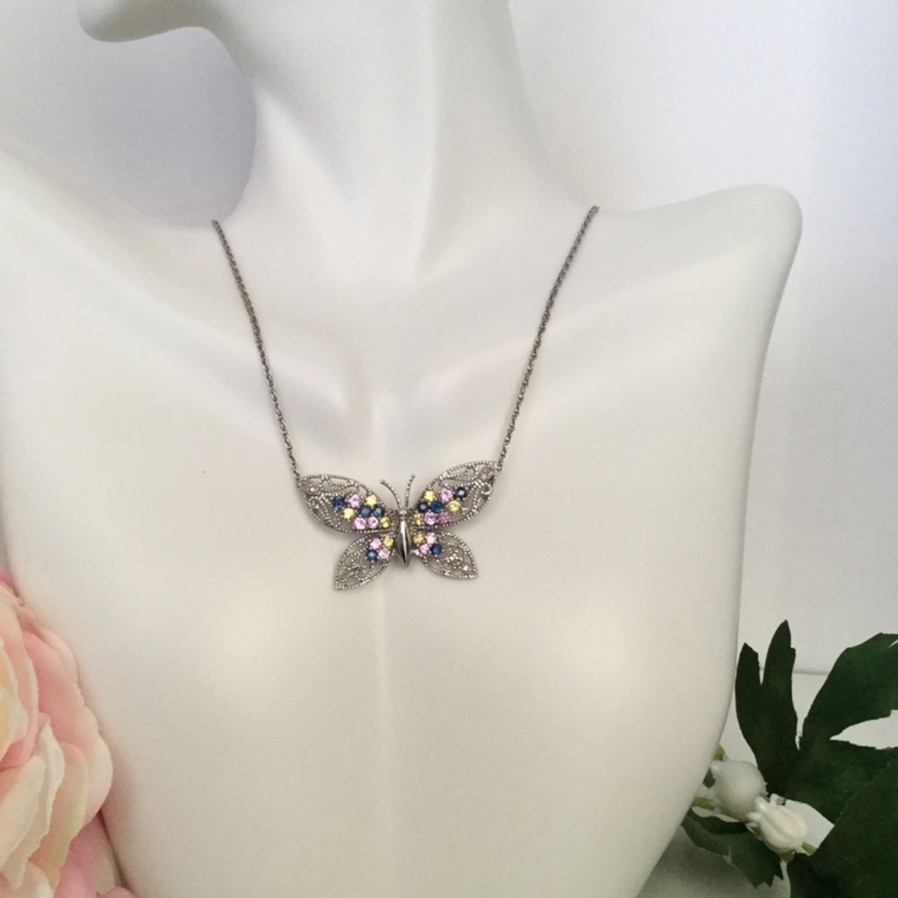 10k, SAPPHIRE BUTTERFLY PENDENT - Picture 3 of 5